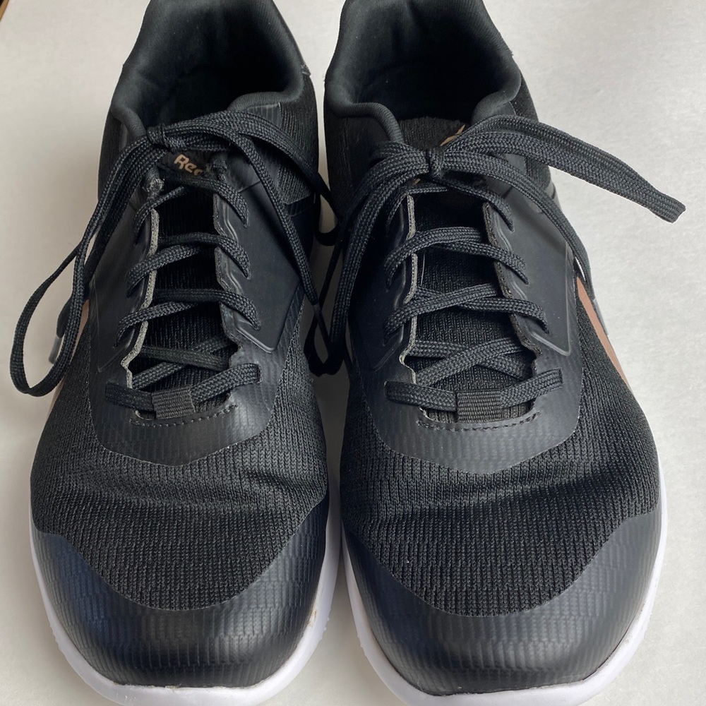Reebok Stridium Athletic Walking Shoes Womens Size 9 Black with Box
